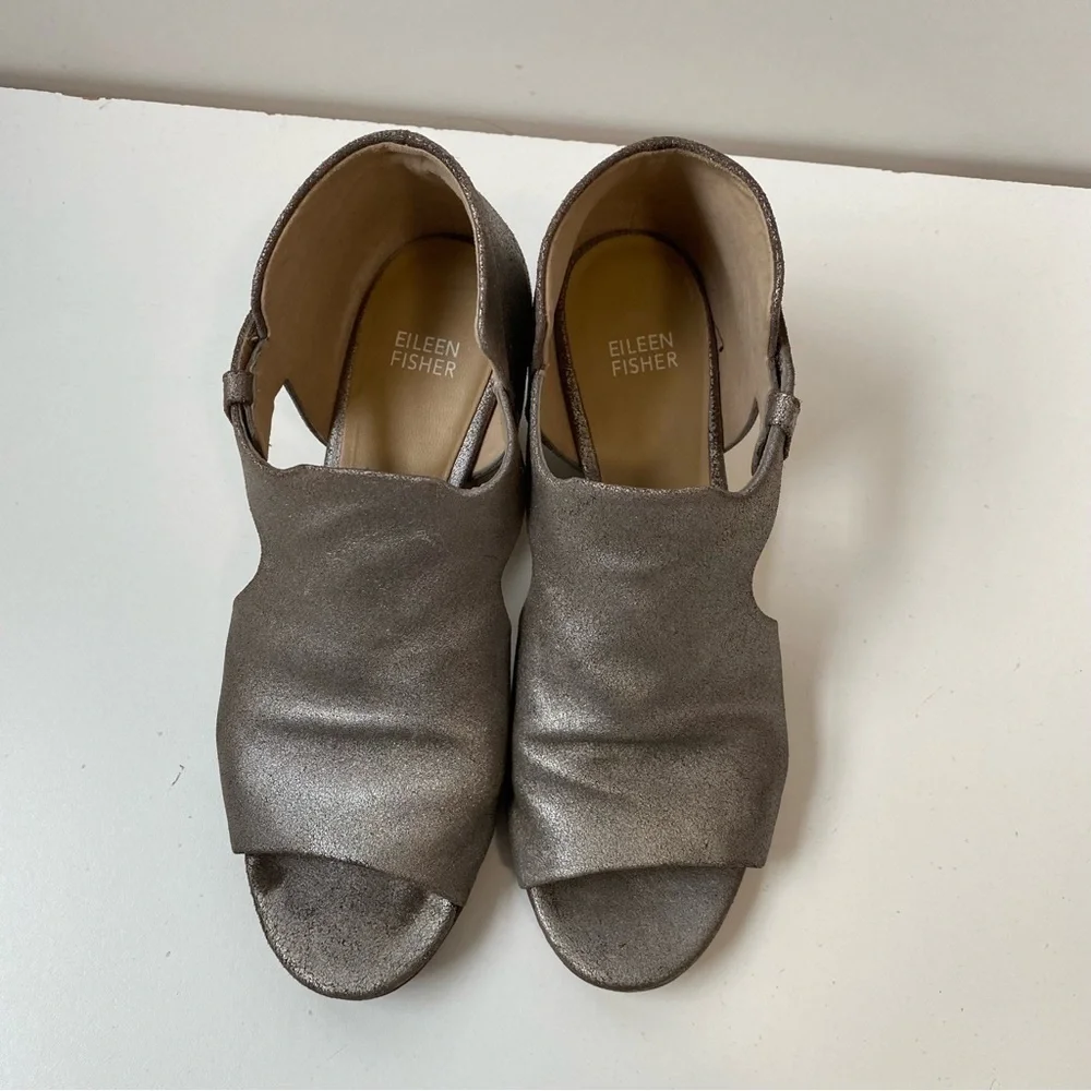 EILEEN FISHER Iris Metallic Silver Peep Toe Sandal! Size 9